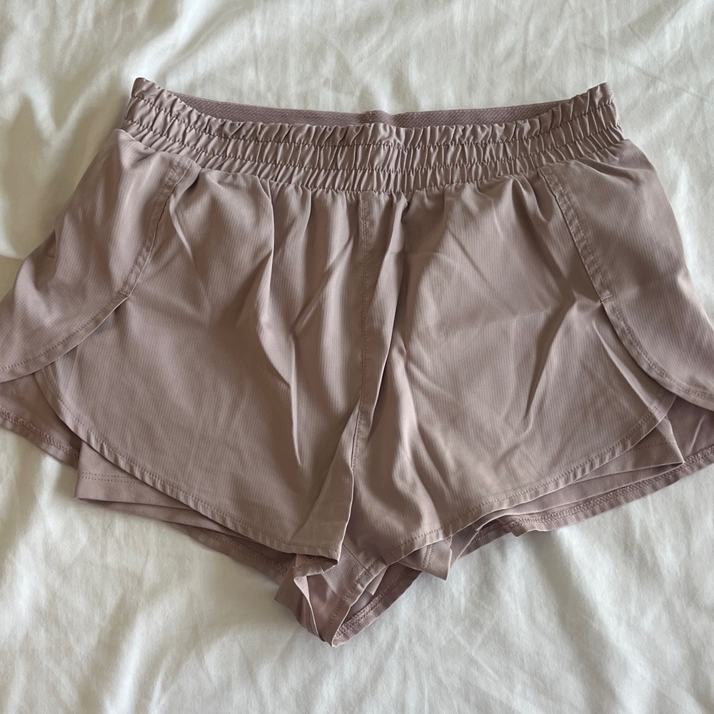 Girlfriend Collective trail Shorts in Dusty Mauve